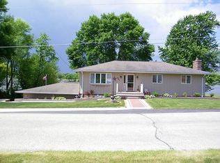 267 Lakeshore Dr, Nashua, IA 50658