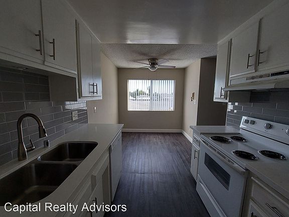 3rd image of 1127 E 4th St #203