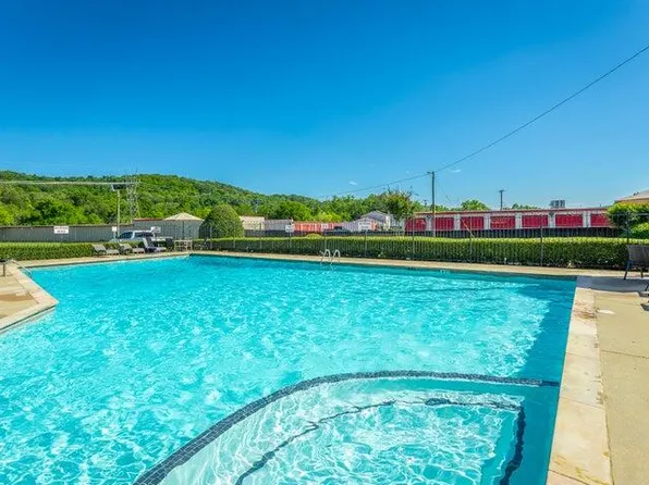 900 Mountain Creek Rd #P224, Chattanooga, TN 37405