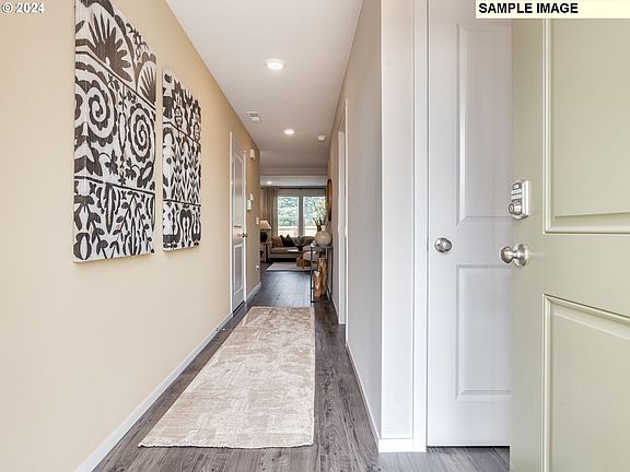 2nd image of 4510 NE 104th Pl