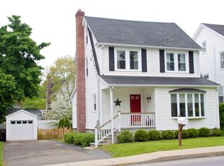 320 West Ave, Darien, CT 06820