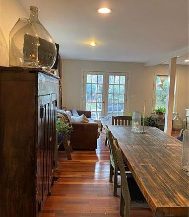 5th image of 17 Bayview Ave