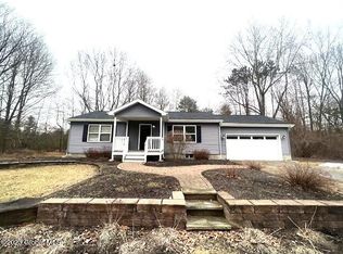 564 Colebrook Rd, Gansevoort, NY 12831