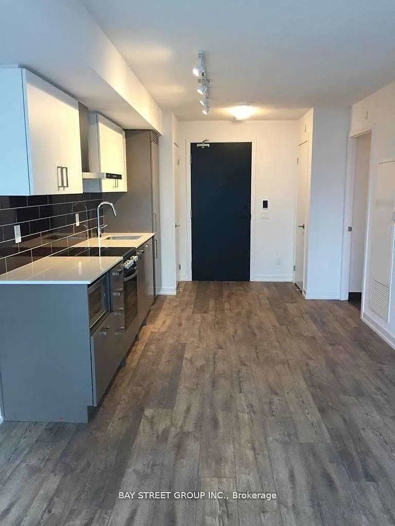 Building Photo - 125 Redpath Ave #3002