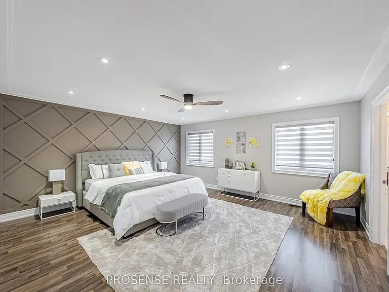 8 Macbean Cres — Photo 16