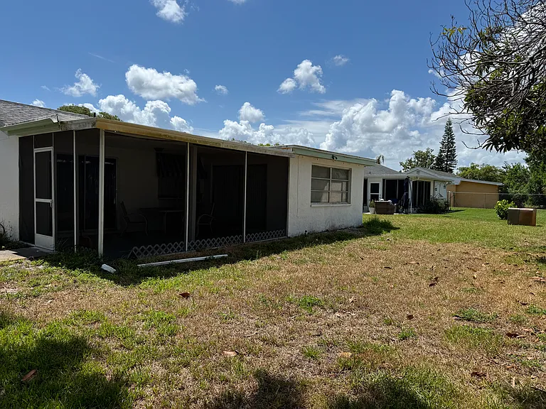 12411 Partridge Hill Row — Photo 19