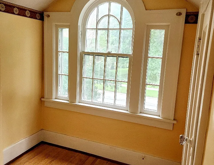 725 N Main St — Photo 12