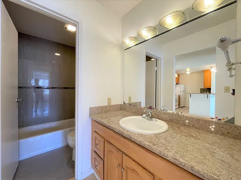 373 Half Moon Ln #309 — Photo 9