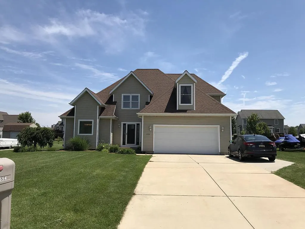 4554 Lauren Ln photo 1