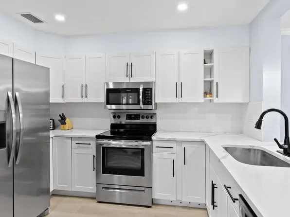 111 Ocean Dunes Circle, Jupiter, FL 33477