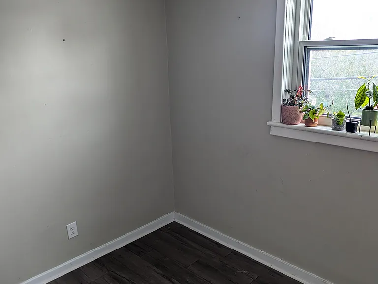 93 Carruthers Ave #3 — Photo 9