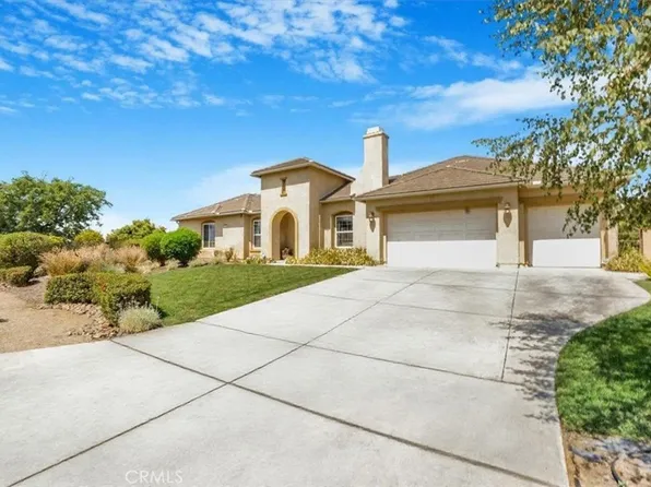 889 Highridge St, Riverside, CA 92506