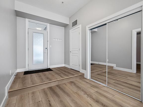 4th image of 10531 117th St NW #114