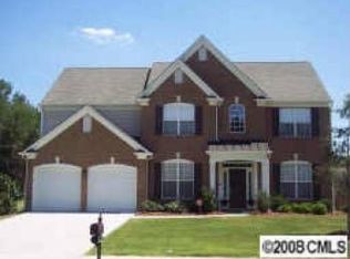 2206 Mullis Ln, Matthews, NC 28105