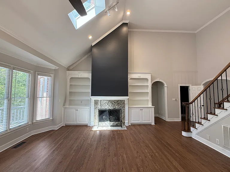 205 Tynemouth Dr — Photo 20
