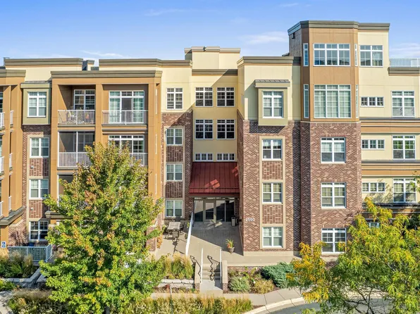 2550 38th Ave NE Unit 313, Saint Anthony, MN 55421