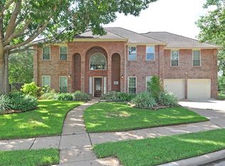 1223 Morning Mist Ct, Sugar Land, TX 77498