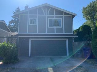 19707 61st Pl NE, Kenmore, WA 98028