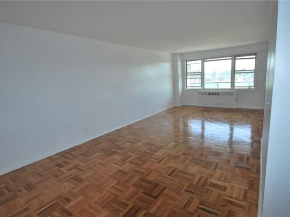 1853 Central Park Avenue #9E, Yonkers, NY 10710