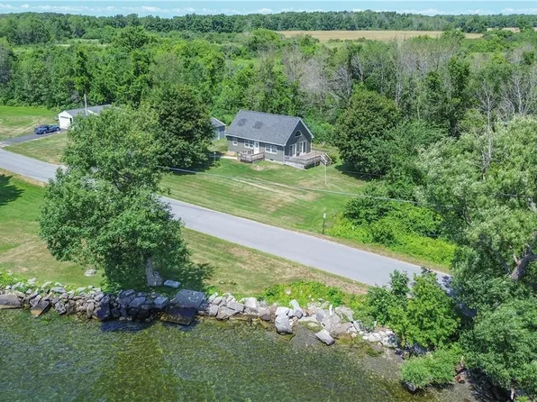 26884 Three Mile Point Rd, Chaumont, NY 13622