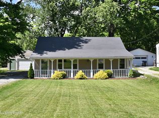8817 Ferndale Rd, Louisville, KY 40291