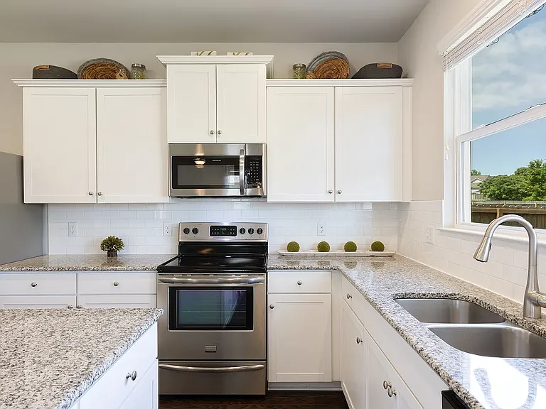 3041 Commonwealth Dr — Photo 22