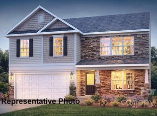 157 Marathon Ln, Candler, NC 28715