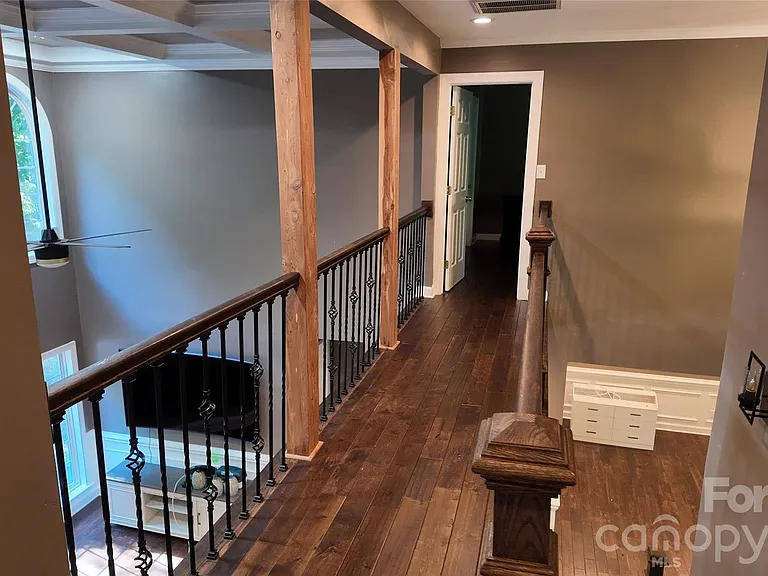 410 Farm Branch Dr — Photo 20