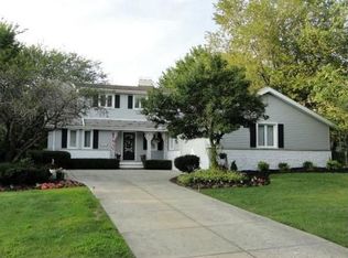 21177 S Woodland Rd, Shaker Hts, OH 44122