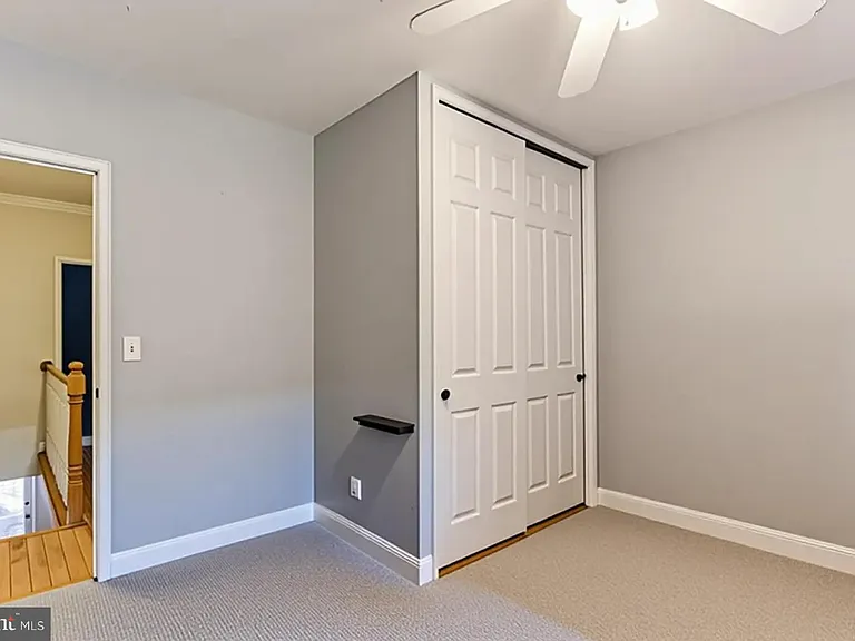 814 S Clinton St — Photo 45