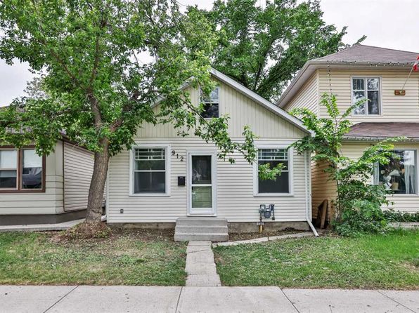 912 E 8th St S, Lethbridge, AB T1J 2K8