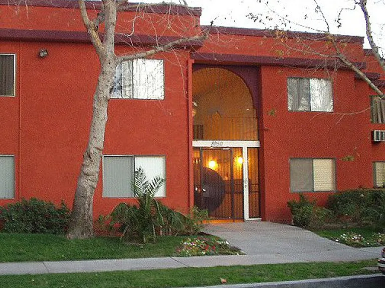 The Crescent @ Memory Park Apts — Photo 2