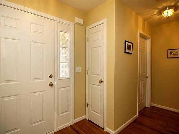 5th image of 8650 Acredale Dr