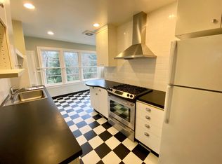 5511 25th Ave NE APT 2, Seattle, WA 98105