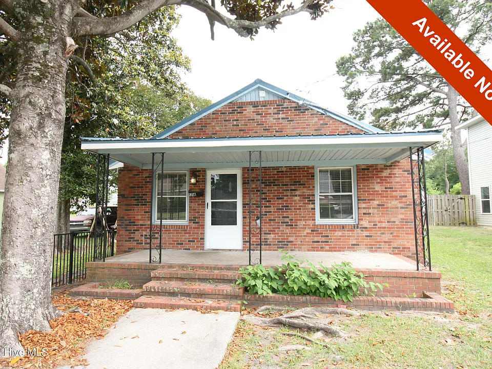 1314 Queen St