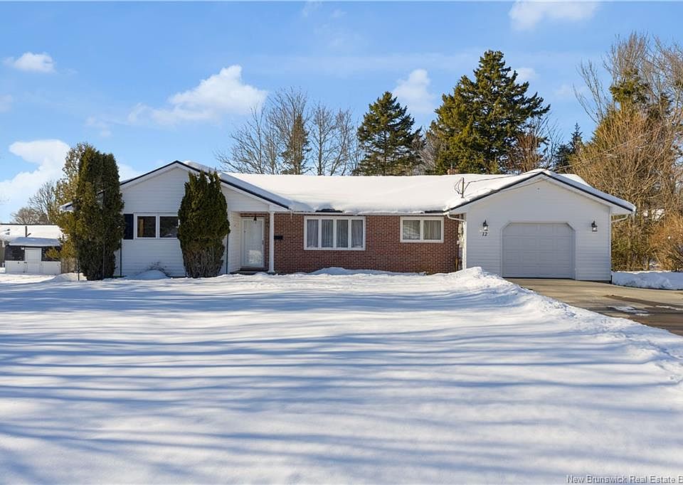 1st image of 12 Dunrobin St