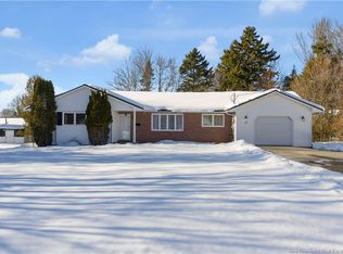 12 Dunrobin St, Quispamsis, NB E2E3R3