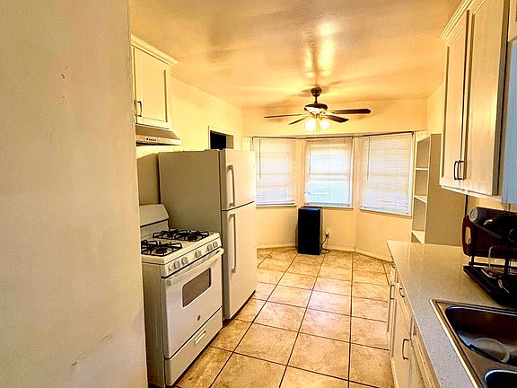 5th image of 10045 S Saint Andrews Pl
