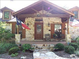 5th image of 17 McGregor Cir