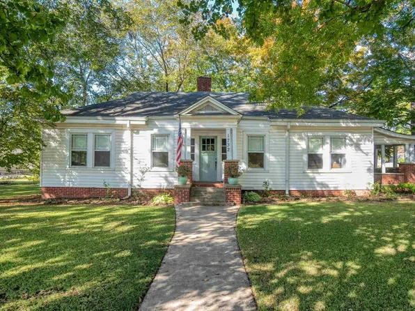 1732 Whitmire St, Leeds, AL 35094