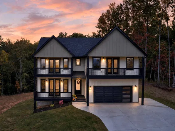4495 Hawkins Rd, Greer, SC 29651
