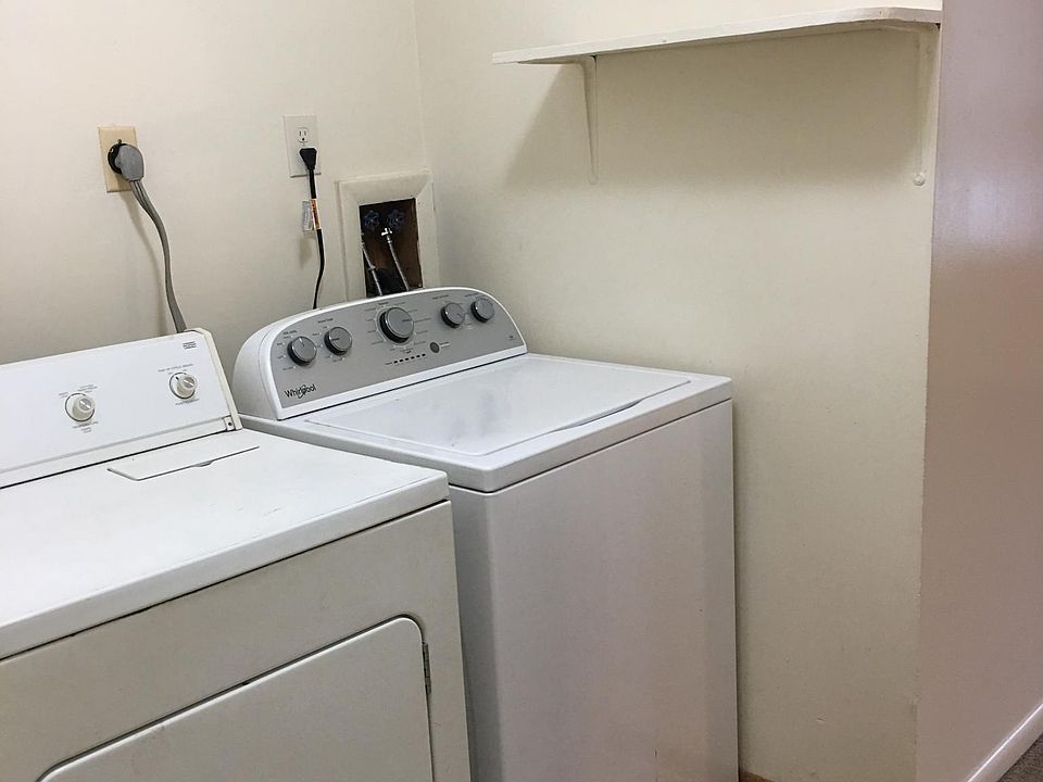 Our tenants love the convenience of an in-unit laundry center! For your bigger items, we also offer an on site Laundromat!