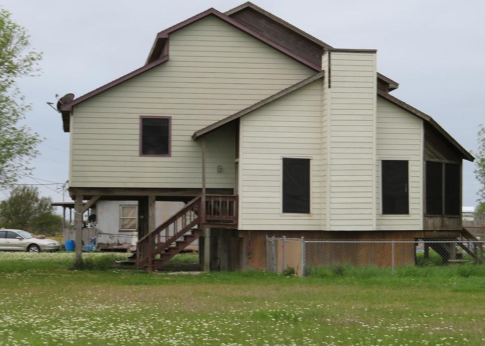 1st image of 118 Tarpon Dr