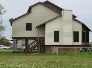 118 Tarpon Dr, Palacios, TX 77465
