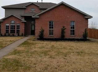 1201 Mockingbird Ln, Desoto, TX 75115