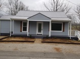 136 W Bronson St, Sparta, TN 38583