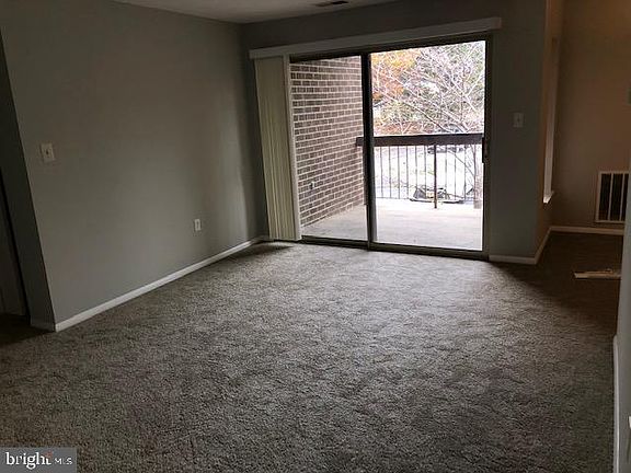 Summer Ridge Condominiums - Gaithersburg, MD | Zillow