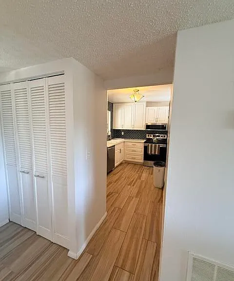 230 Lake Dora Dr #230 — Photo 5