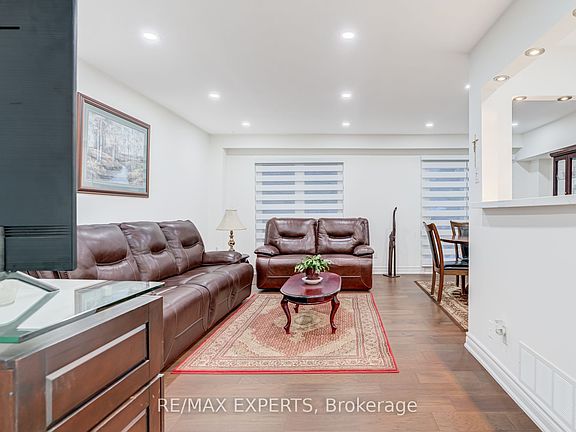 5th image of 10 Knightsbridge Way