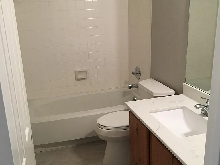 7806 Doncaster Dr — Photo 11